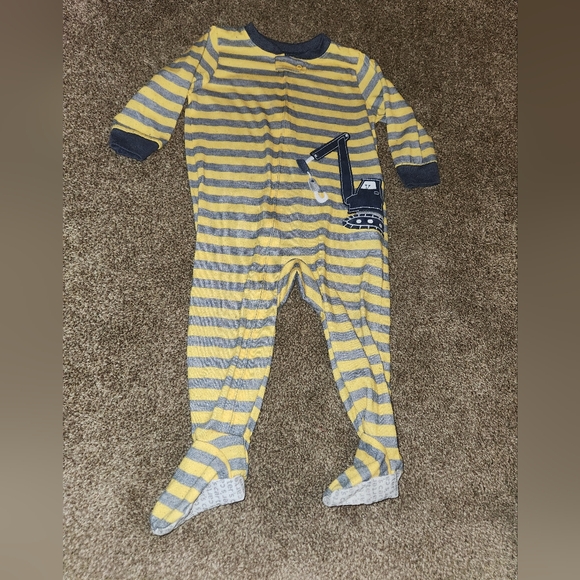 Set of 2 Carter's 12 Months Sleepers - Picture 9 of 12